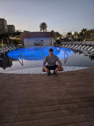  Orebro,   , 42 ,   ,   , c 