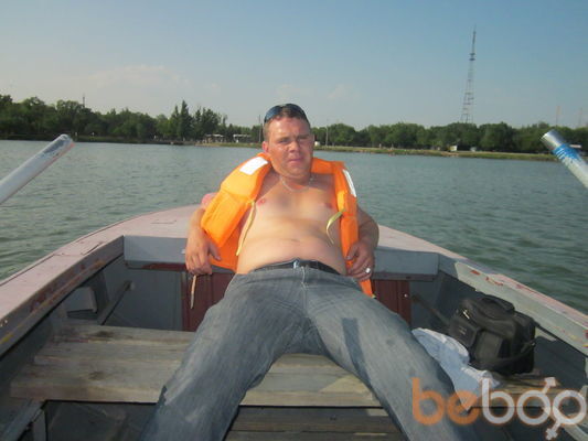  ,   Dimon, 42 ,   