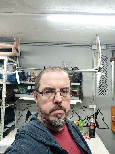  --,   Radislav, 43 ,   ,   