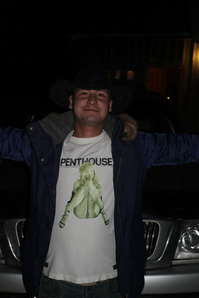  ,   Sandro, 39 ,   ,   , c 