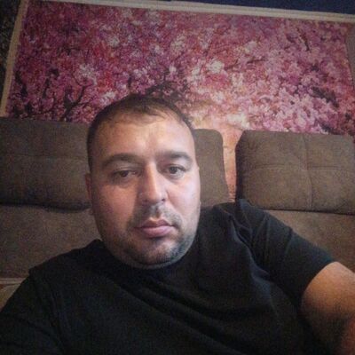 ,   Dzhonik, 38 ,   ,   