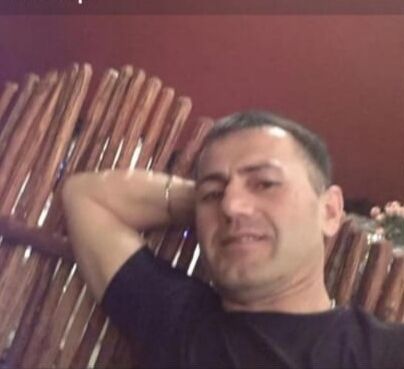  49306758  , 40 ,    -