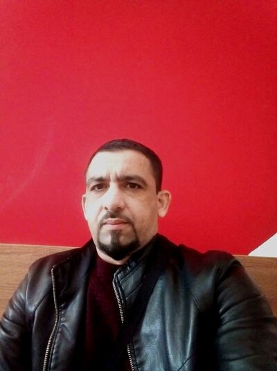  ,   Artur, 37 ,   ,   , c 