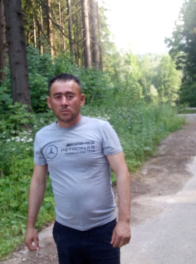  ,   Ruslan, 37 ,   ,   