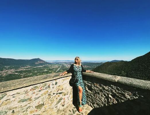  ,   Yana, 45 ,     , c 