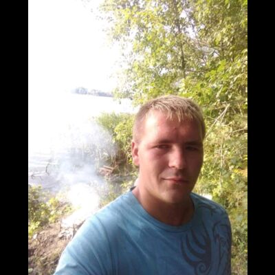  ,   Artem, 32 ,   ,   , c , 