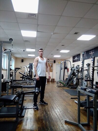  ,   Maxim, 37 ,   ,   