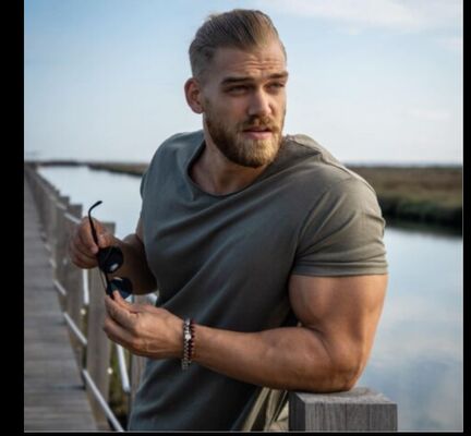  ,   Oleg, 30 ,   ,   