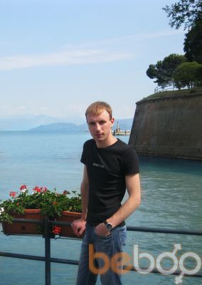  2404538  OLEG, 37 ,    