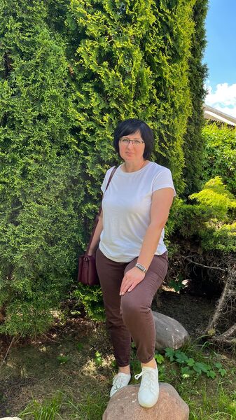  ,   Alla, 49 ,     , c 