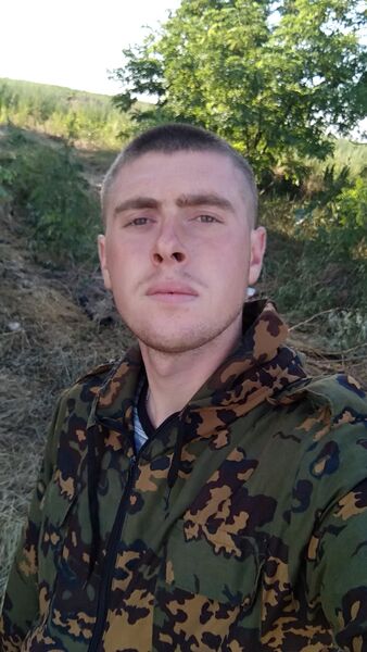  ,   Artyom, 25 ,   ,   , c 
