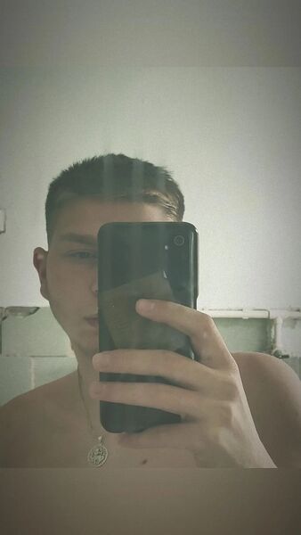  ,   Vlad, 22 ,   ,   