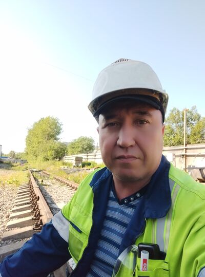  ,   Xamdam, 48 ,     , c 
