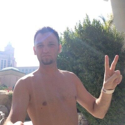  ,   Artur, 38 ,   ,   , c 