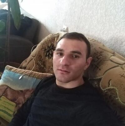  --,   Aron, 29 ,   ,   