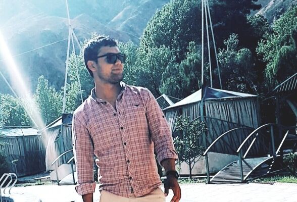  --,   Farhad, 32 ,   ,   , c 