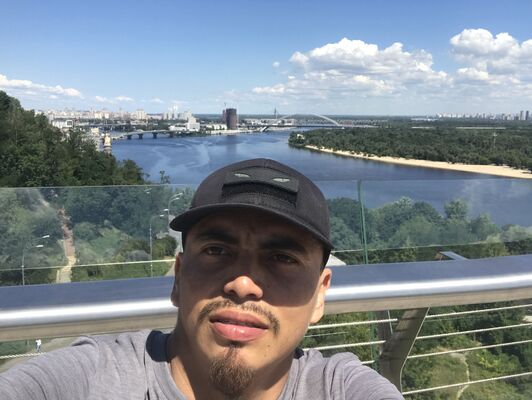  ,   Sebastian, 30 ,   ,   