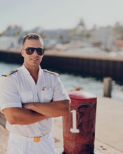  ,   Alex Frank, 31 ,   ,   