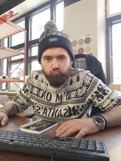  -,   Dan, 29 ,   ,   