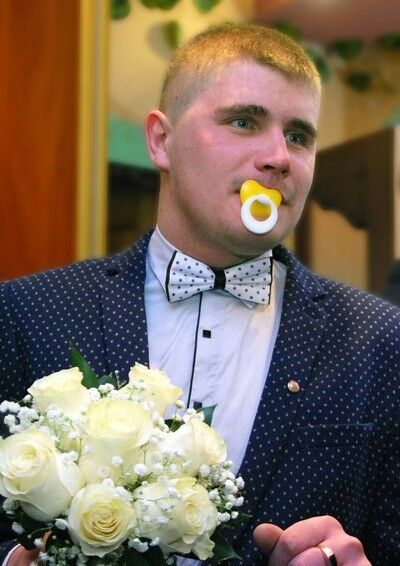  ,   Nikolay, 32 ,   