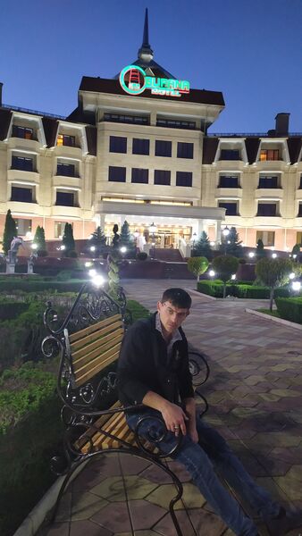  ,   Viktor, 32 ,   ,   , c 