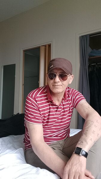  Gobelins,   Irakli, 43 ,   ,   
