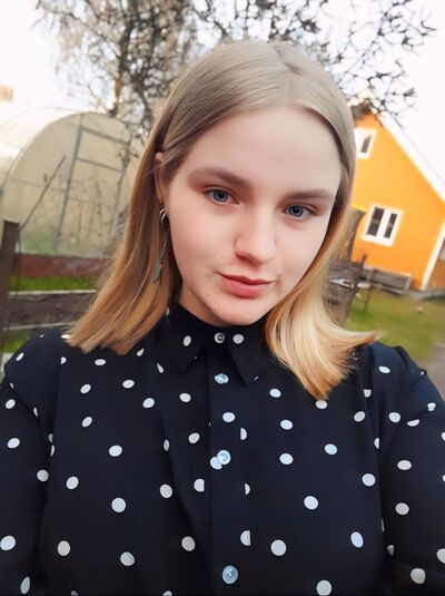  ,   Yulya, 19 ,   
