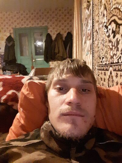  ,   Valentin, 29 ,     , c 