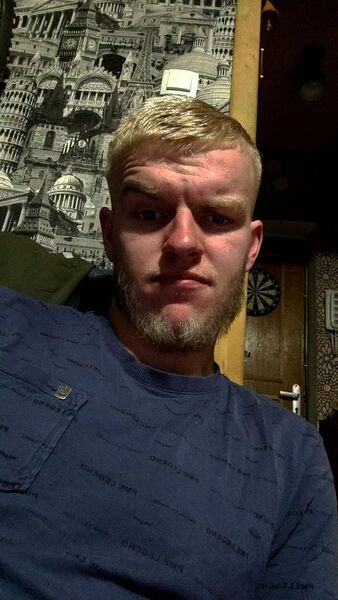  ,   Artyr, 28 ,   ,   