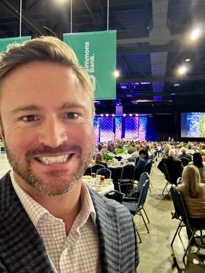  ,   Anthony, 44 ,   c 