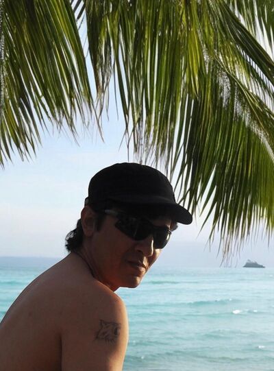  ,   Erik, 48 ,   ,   