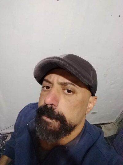  -,   Ale, 49 ,   ,   