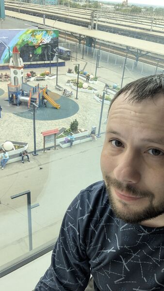  --,   Vladimir, 35 ,   ,   