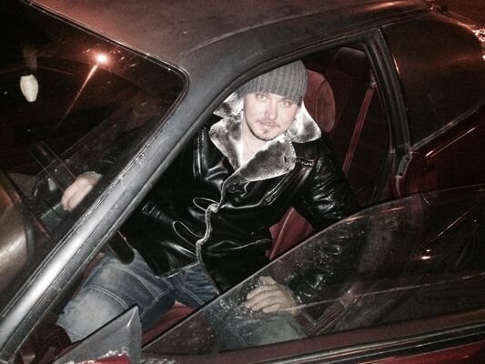  ,   Aleks, 37 ,   ,   , c 