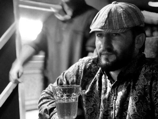  ,   Farukh, 31 ,   ,   