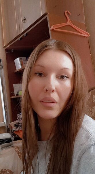  ,   Ekaterina, 37 ,   c 