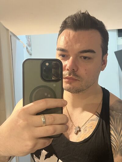  ,   Victor, 35 ,     , c , 