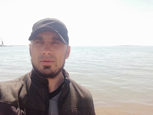 ,   Danila, 38 ,   ,   , c 