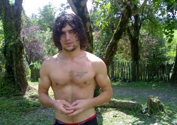  ,   Levani, 33 ,   ,   , c 