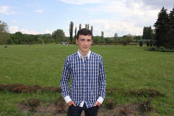  ,   Stefan, 29 ,   