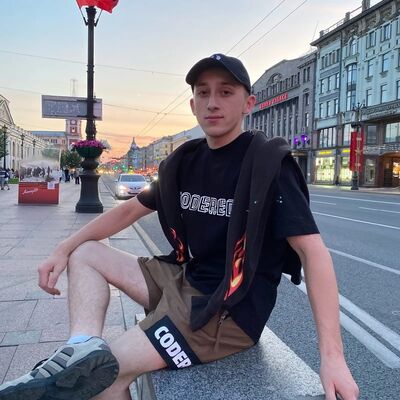  ,   Denis, 23 ,   ,   