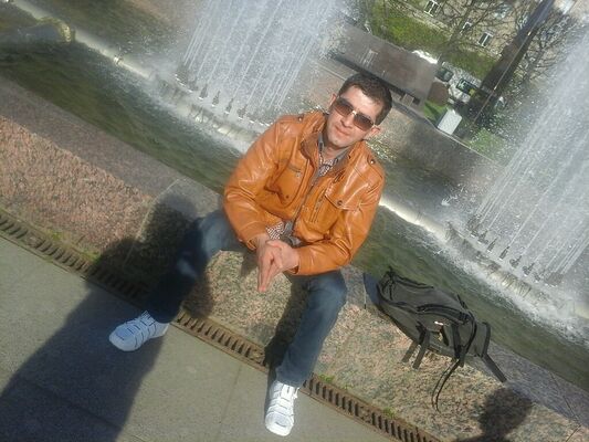  ,   David, 29 ,   ,   , c 