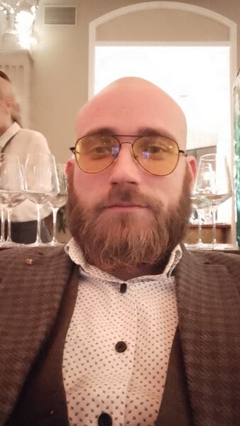  ,   Denis, 38 ,   ,   