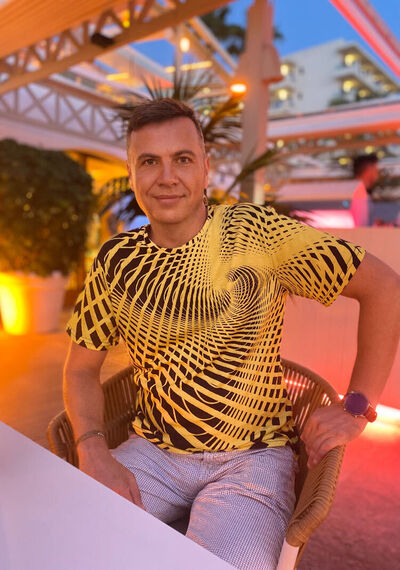  Bitburg,   Viktor, 41 ,   ,   , c , 