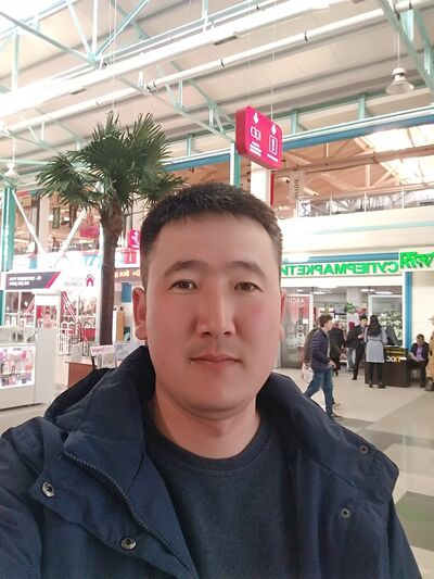  ,   Rysbek, 38 ,   ,   , c 