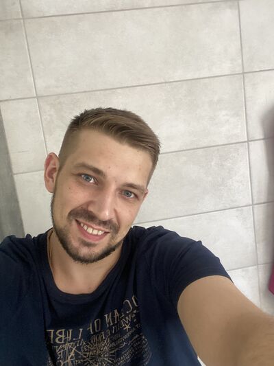  ,   Taras, 29 ,   ,   