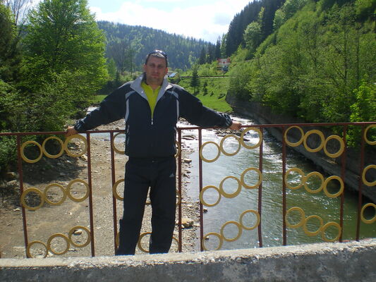  ,   Yuri, 43 ,   