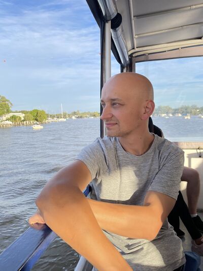  Caloundra,   Kirill, 39 ,   ,   , c 