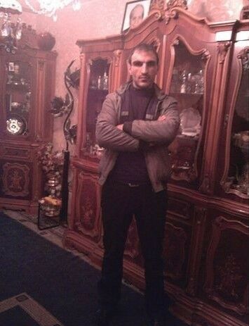  ,   Varujan, 40 ,   ,   , c 