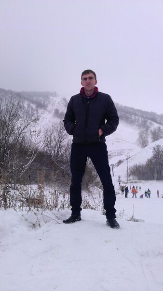  ,   Artem, 39 ,   